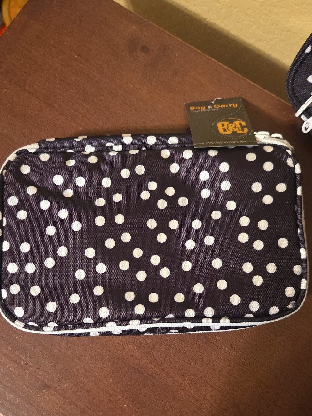 Travel Set - Picture 2 of 15